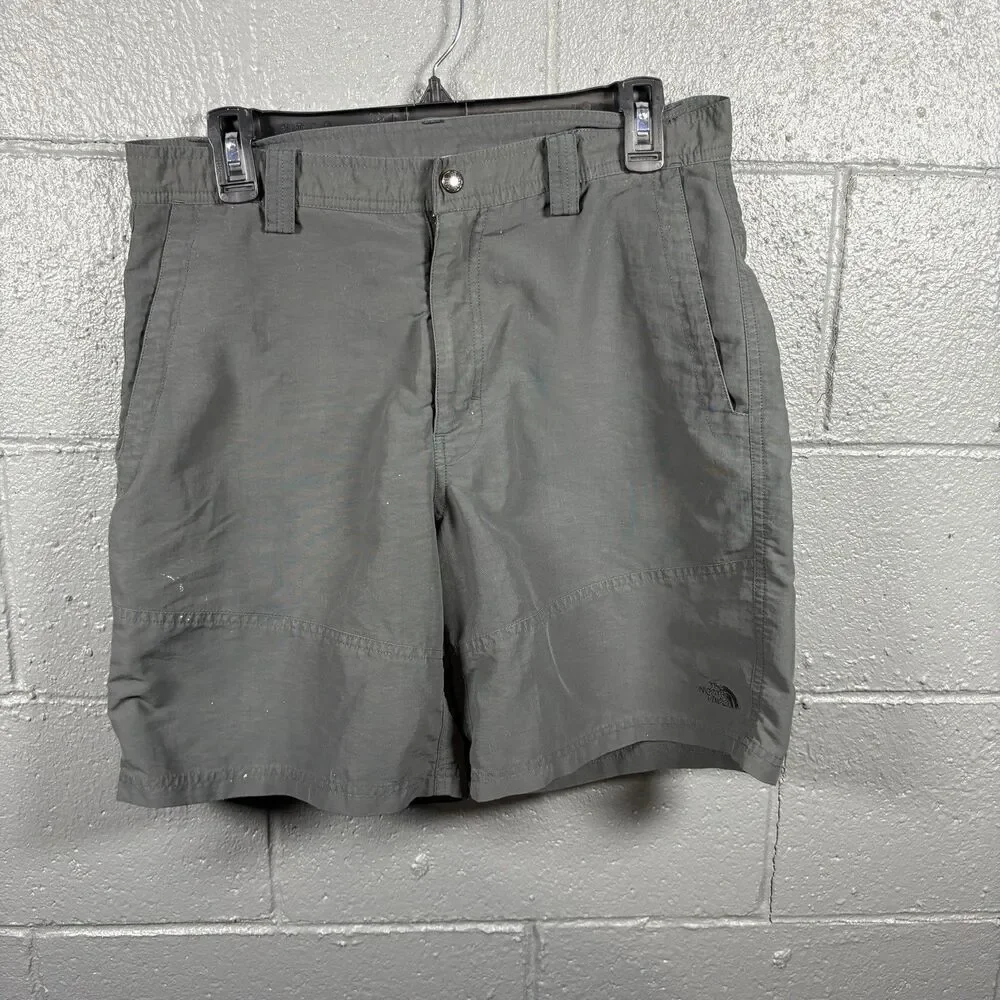 The North Face Mens 34 Gray Hiking Shorts Nylon Outdoor Trail Casual Camping
